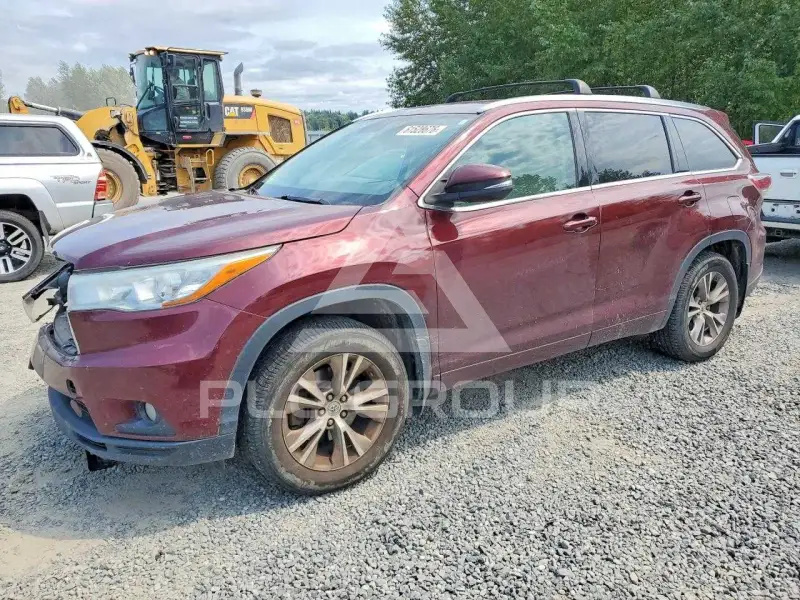 2015 Toyota Highlander photo