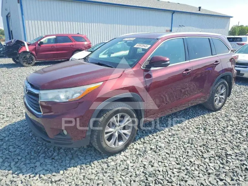 2015 Toyota Highlander фото