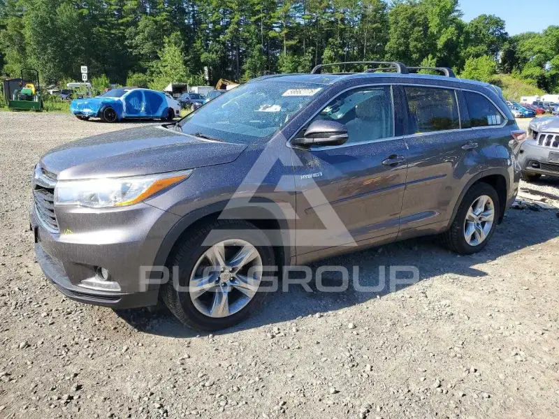 2015 Toyota Highlander photo