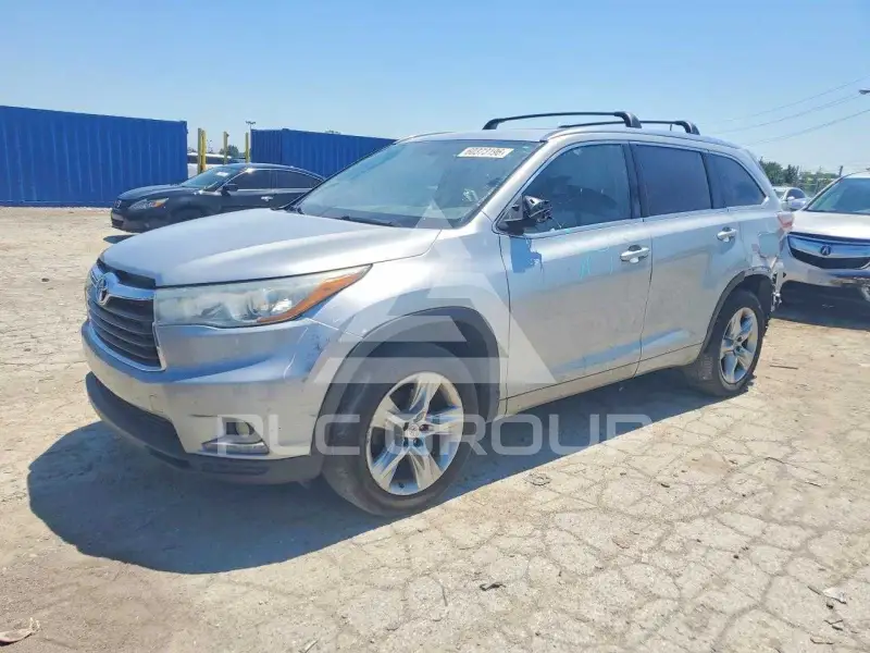 2015 Toyota Highlander фото