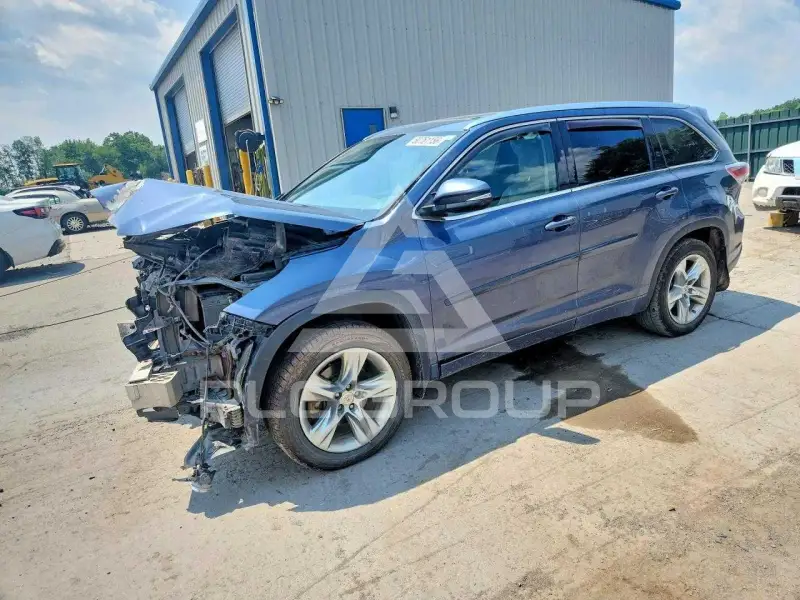 2015 Toyota Highlander photo