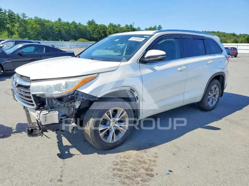 2015 Toyota Highlander фото