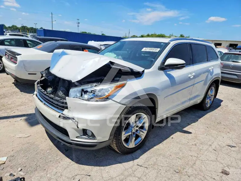2015 Toyota Highlander фото