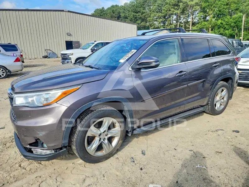 2015 Toyota Highlander фото