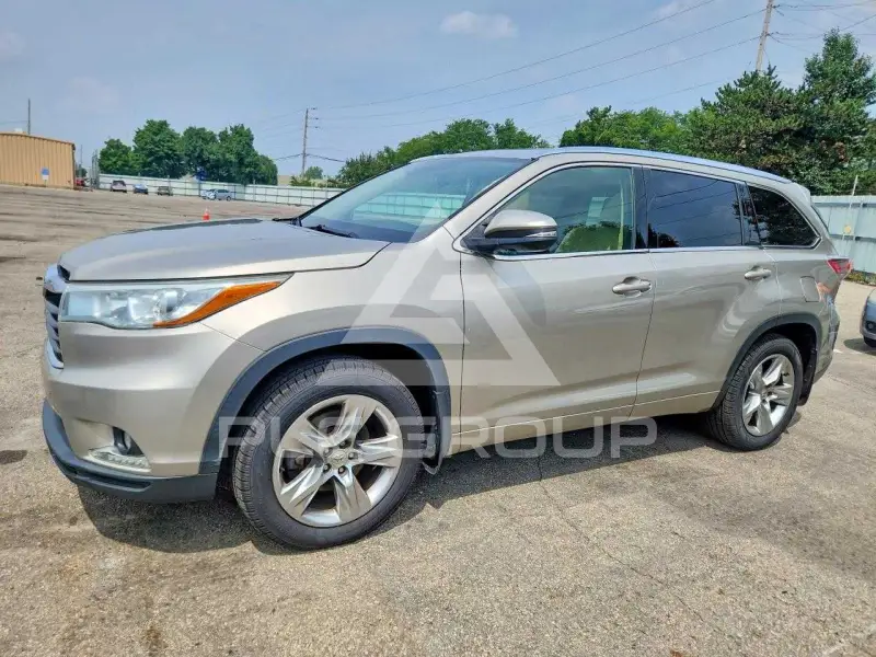 2015 Toyota Highlander фото