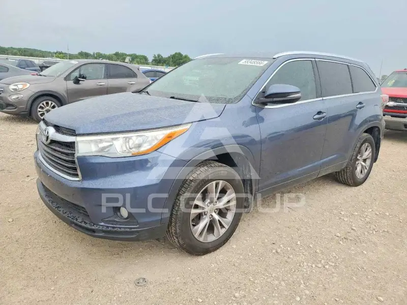 2015 Toyota Highlander фото