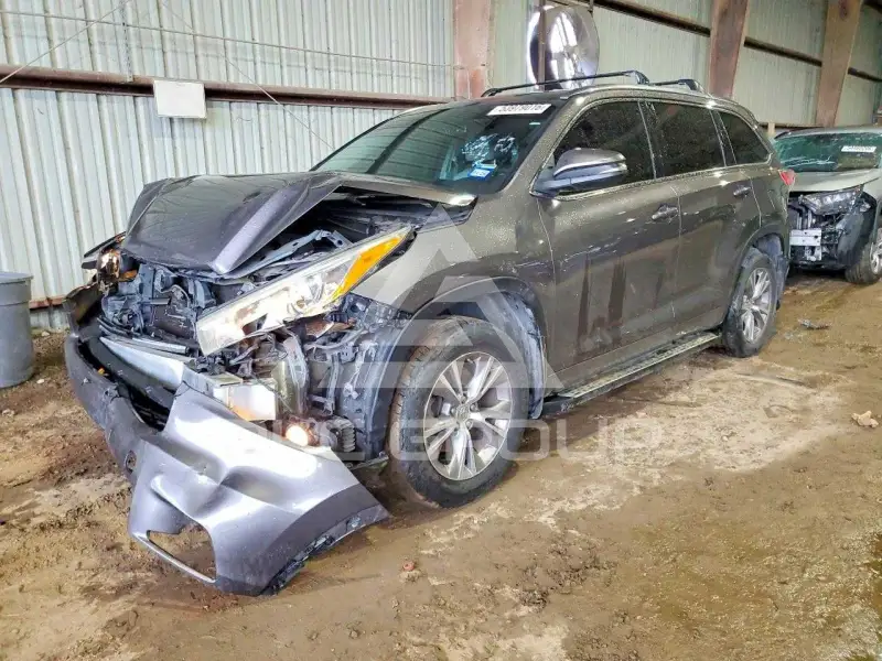 2015 Toyota Highlander фото