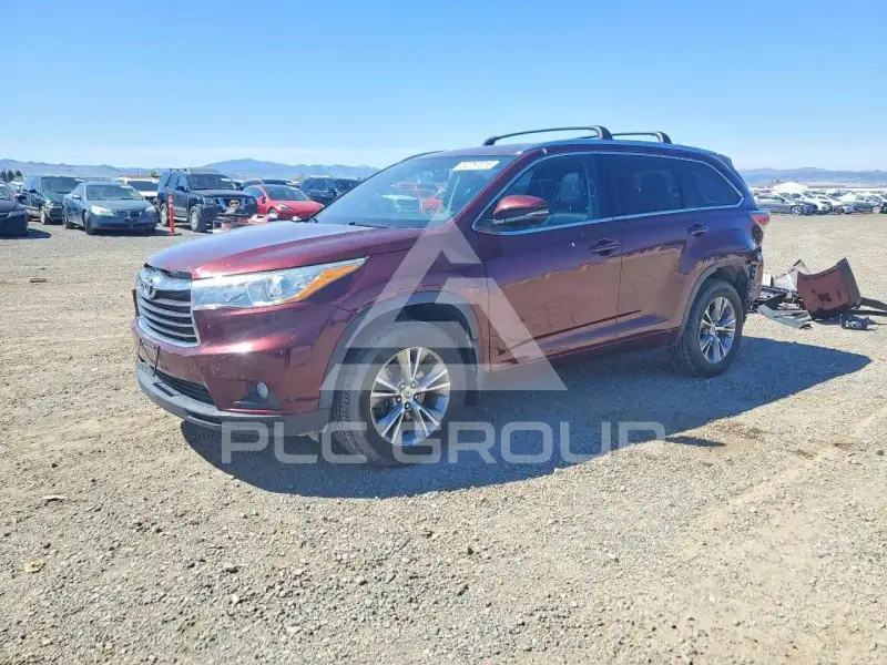 2015 Toyota Highlander photo