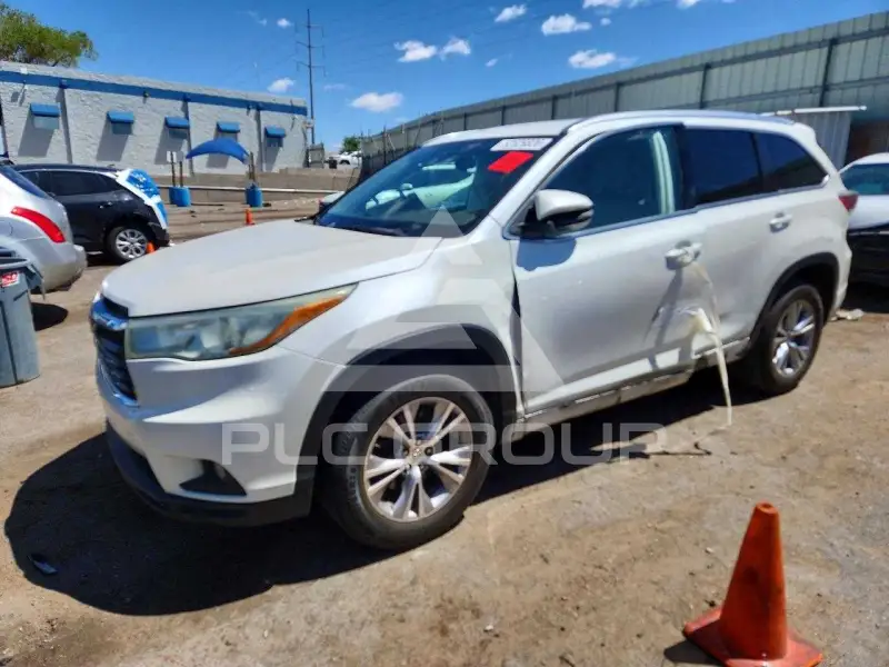 2015 Toyota Highlander фото