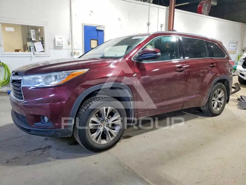 2015 Toyota Highlander фото