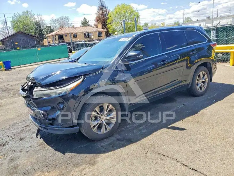 2015 Toyota Highlander фото