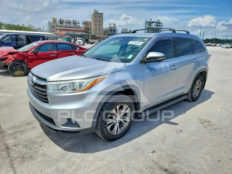 2015 Toyota Highlander фото