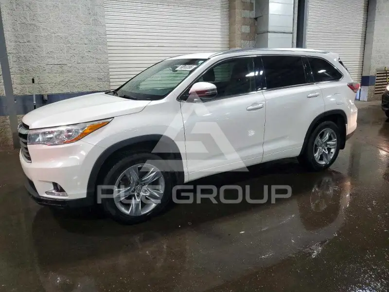 2015 Toyota Highlander фото