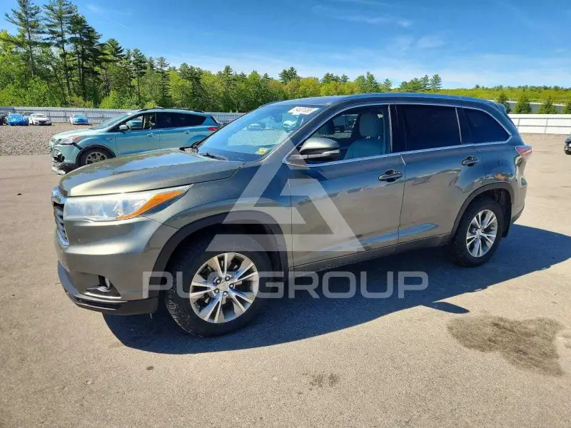 2015 Toyota Highlander фото