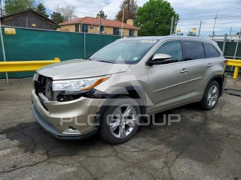 2015 Toyota Highlander фото