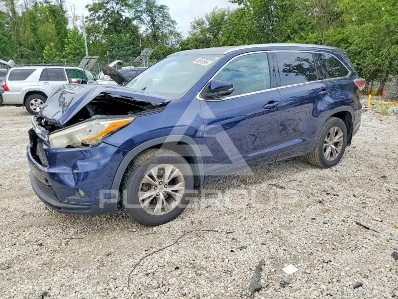 2015 Toyota Highlander фото