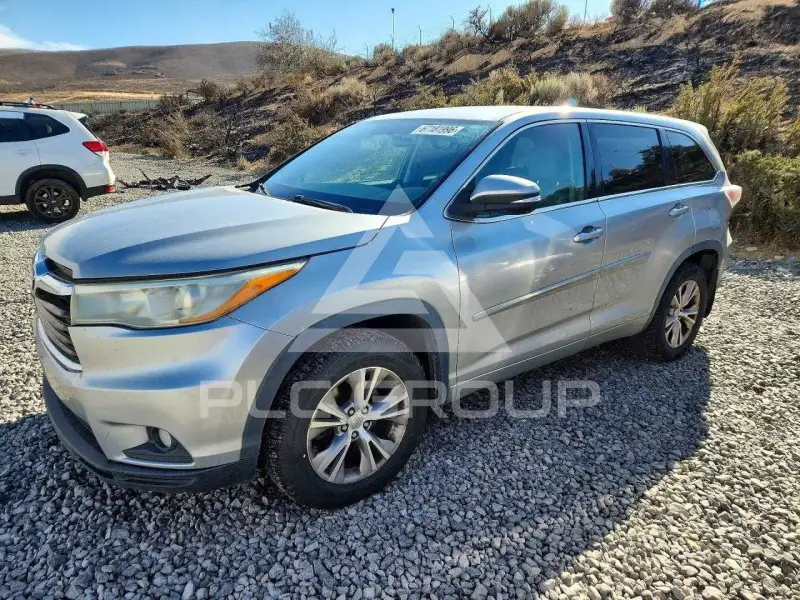 2015 Toyota Highlander фото