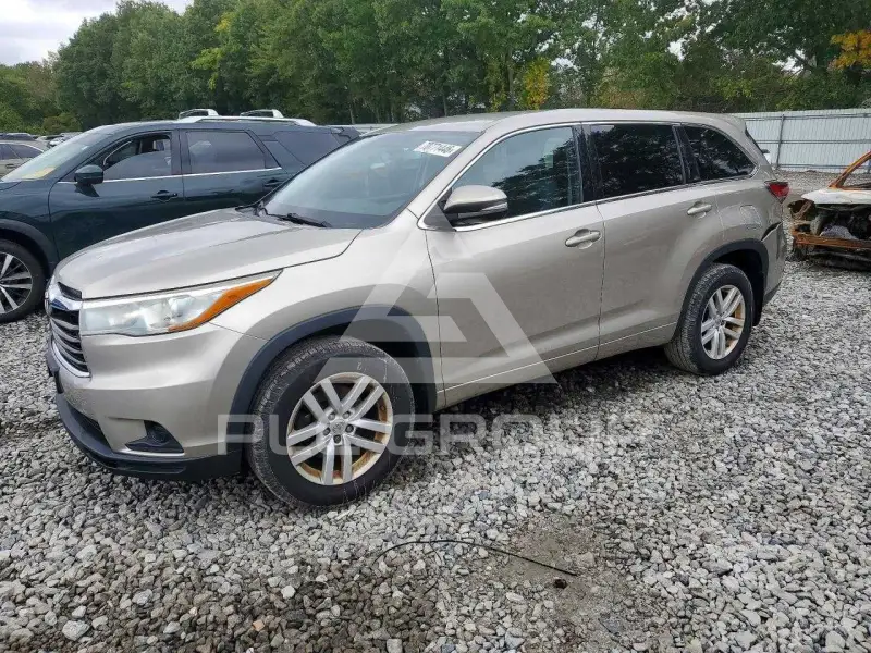 2015 Toyota Highlander фото