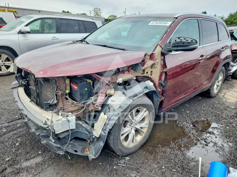 2015 Toyota Highlander фото