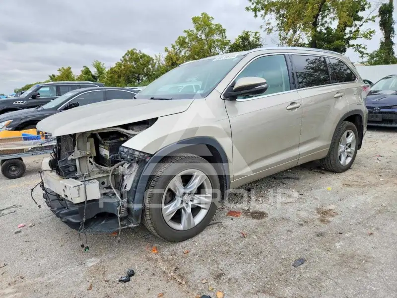 2015 Toyota Highlander фото