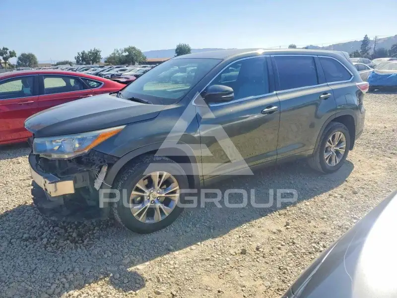 2015 Toyota Highlander фото