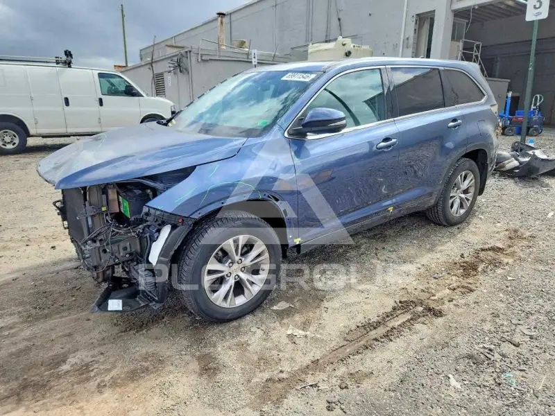2015 Toyota Highlander фото