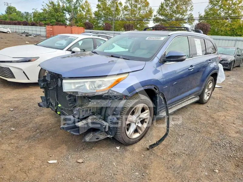 2015 Toyota Highlander photo