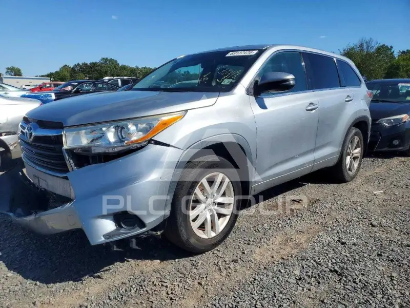 2015 Toyota Highlander фото