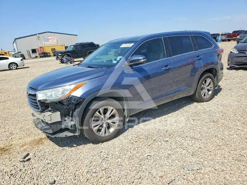 2015 Toyota Highlander photo