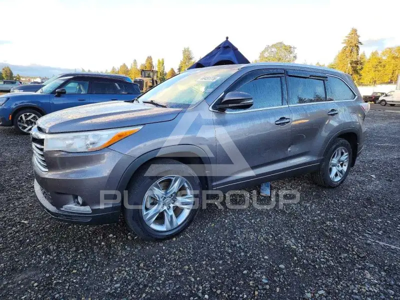 2015 Toyota Highlander фото
