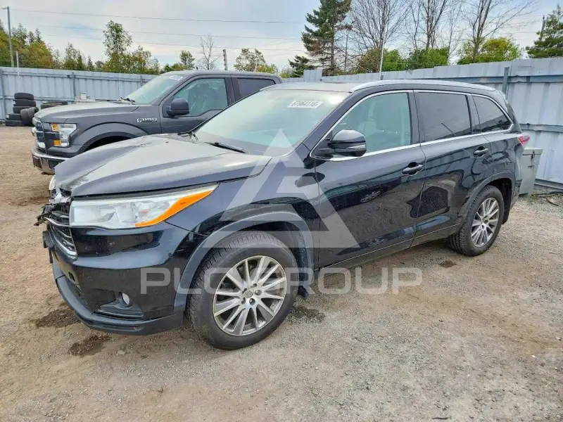 2015 Toyota Highlander фото