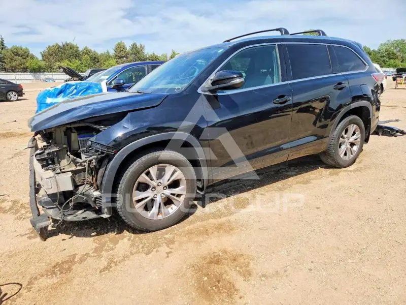 2015 Toyota Highlander photo