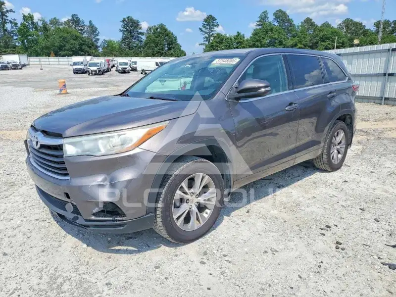 2015 Toyota Highlander photo