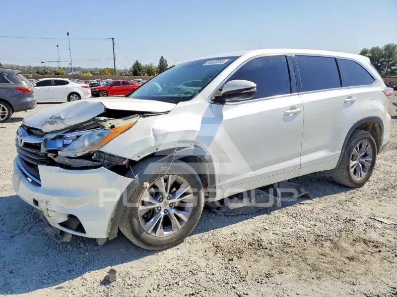 2015 Toyota Highlander photo