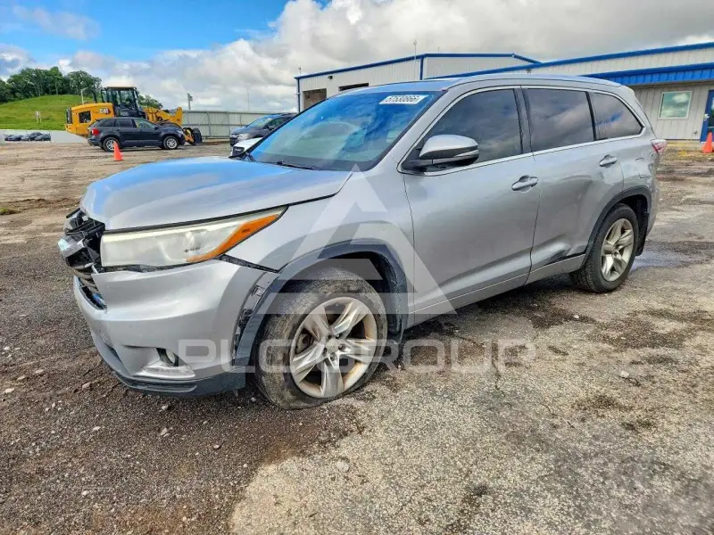 2015 Toyota Highlander photo