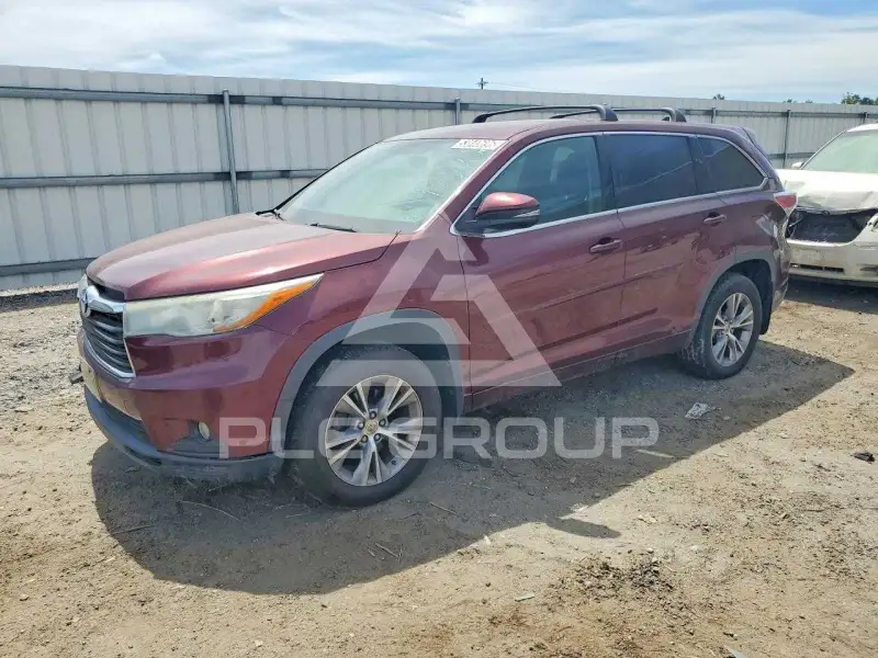 2015 Toyota Highlander photo