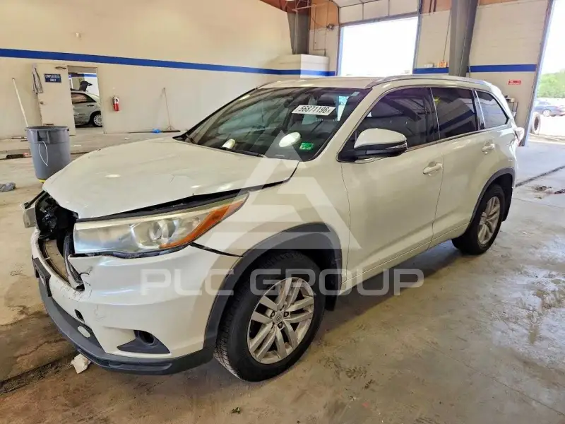 2015 Toyota Highlander фото