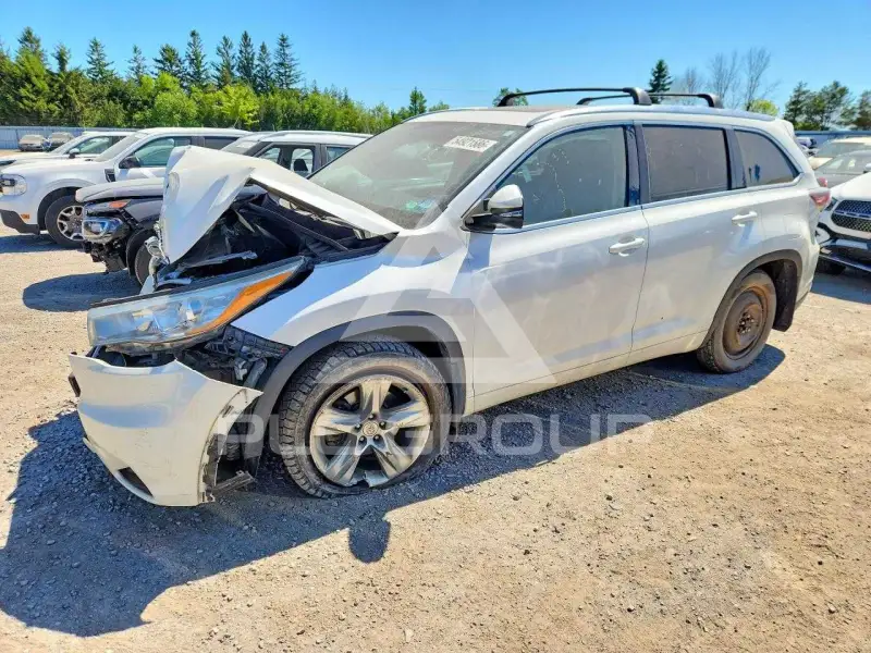 2015 Toyota Highlander фото