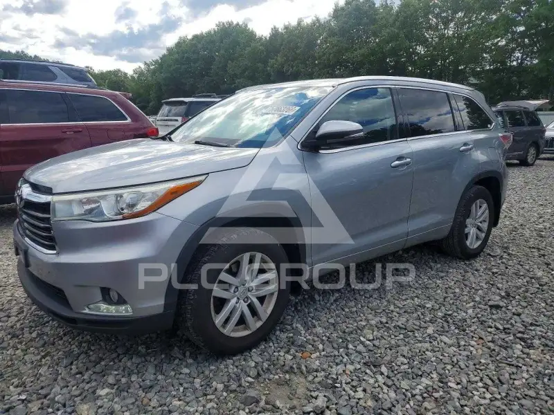 2015 Toyota Highlander photo