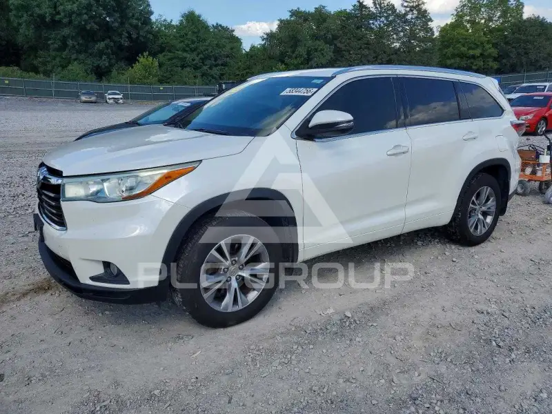 2015 Toyota Highlander фото