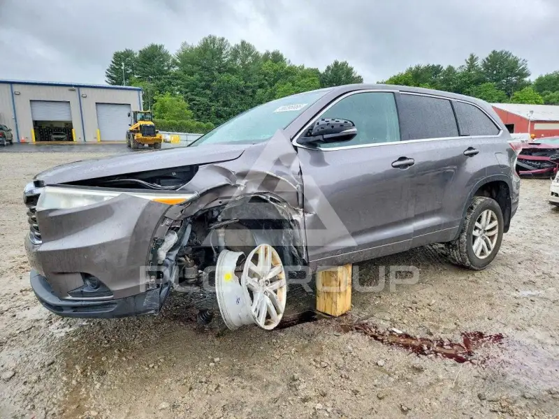 2015 Toyota Highlander фото