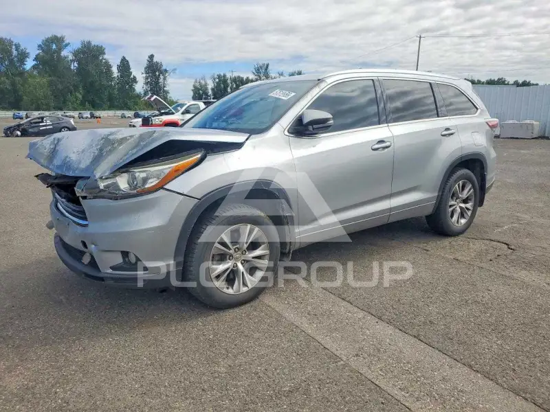 2015 Toyota Highlander фото