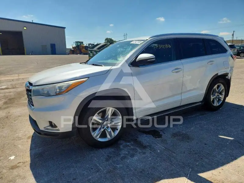 2015 Toyota Highlander photo