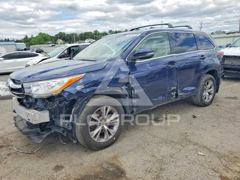 2015 Toyota Highlander фото