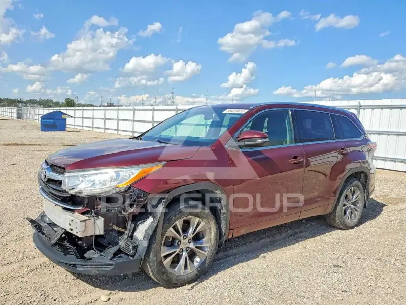 2015 Toyota Highlander фото
