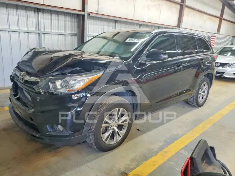 2015 Toyota Highlander photo