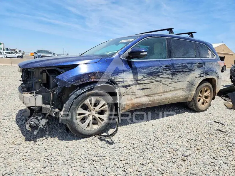 2015 Toyota Highlander фото