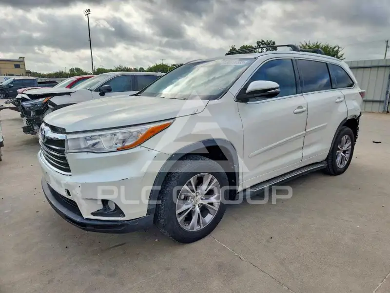 2015 Toyota Highlander фото