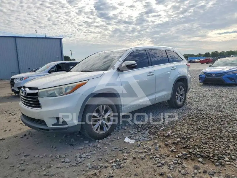 2015 Toyota Highlander фото