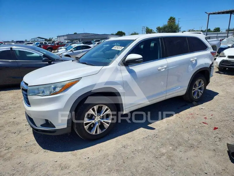 2015 Toyota Highlander фото